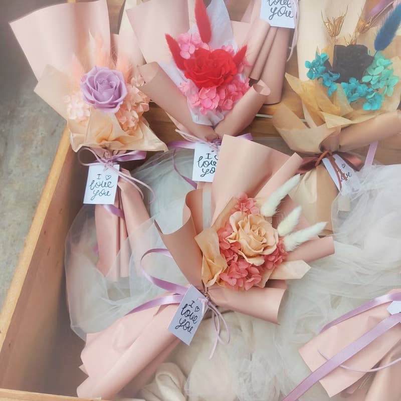 小資款永生花束 母親節花束 情人節花束  FS006多色單玫瑰花