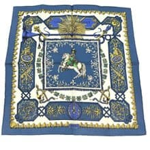 【日本直送】エルメス HERMES カレ42 スカーフ LVDOVICVS MAGNVS 白い馬に跨ったルイ14世 シルク レディース【中古】