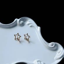 COR-DATE / UNISEX / 星星線條耳環