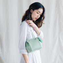 CUDDLE BAG - CUTE MINIMAL CROSS BODY LEATHER BAG- MINT GREEN