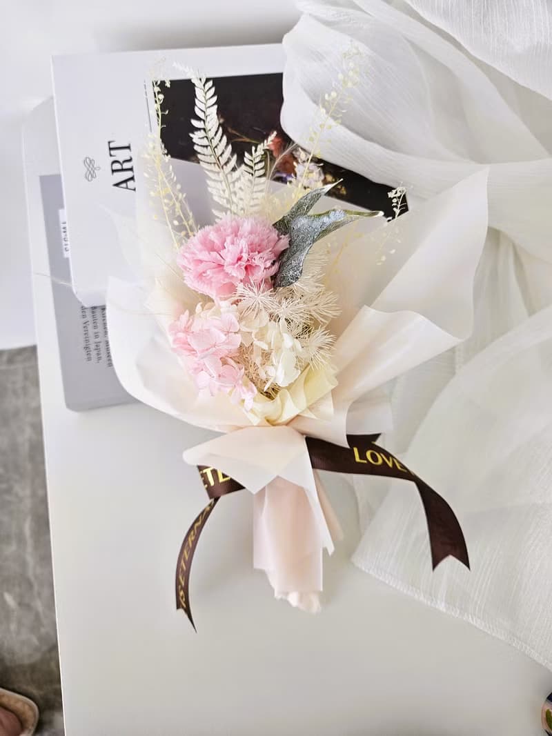 永生康乃馨花束 母親節花束 永生花 康乃馨