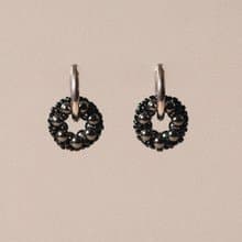 Rolling Earrings 環圈耳飾－珍珠黑