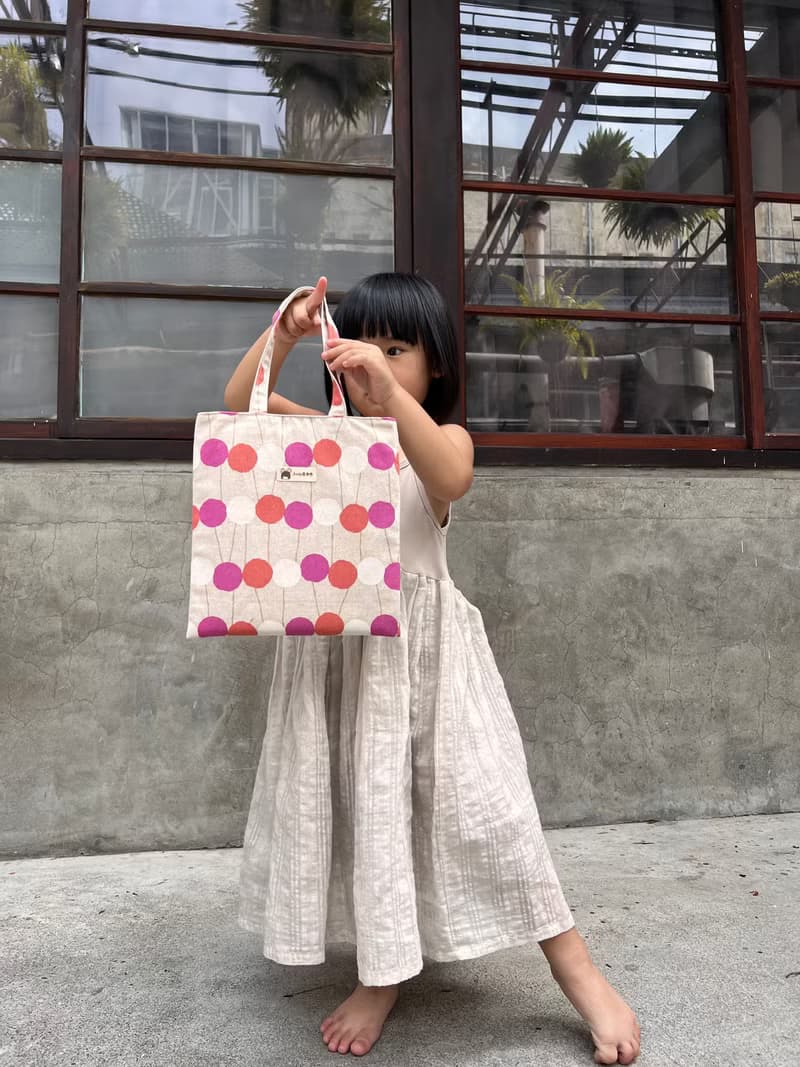 【現貨】小日子手提小書袋/跳跳點點梅果紅