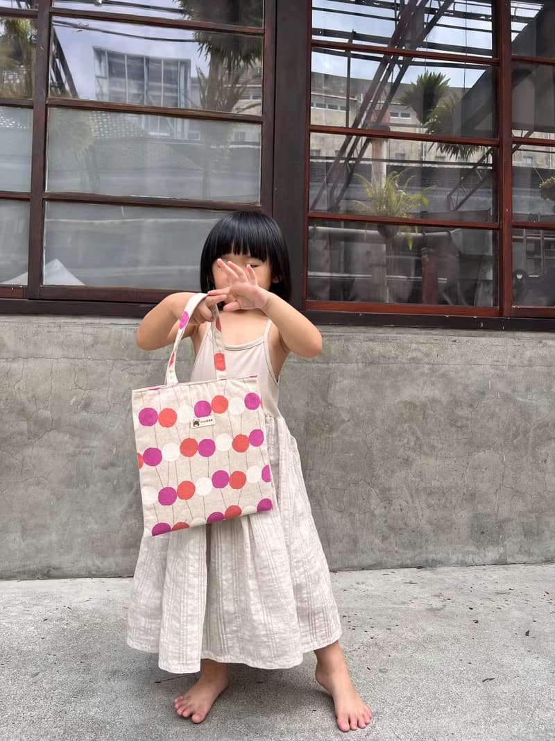 【現貨】小日子手提小書袋/跳跳點點梅果紅