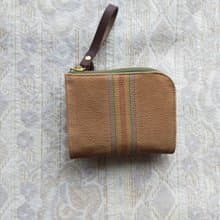 Pinkoi 代購 -  刺繡皮革錢包「彩虹繡」淺棕米色（山羊皮革）雙折☆迷你錢包☆