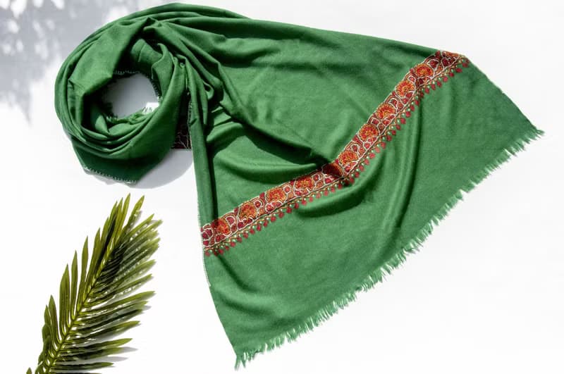 喀什米爾Cashmere 刺繡羊絨圍巾 純羊毛圍巾披巾 戒指絨披肩-花朵