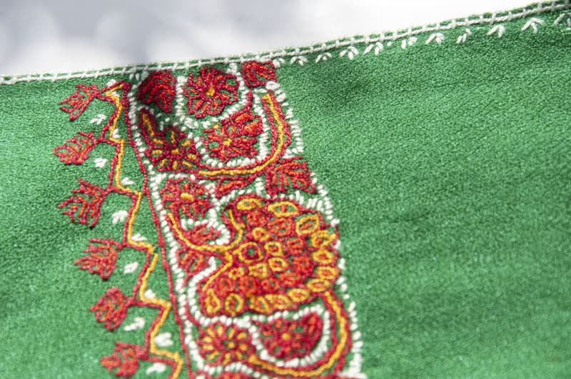 喀什米爾Cashmere 刺繡羊絨圍巾 純羊毛圍巾披巾 戒指絨披肩-花朵