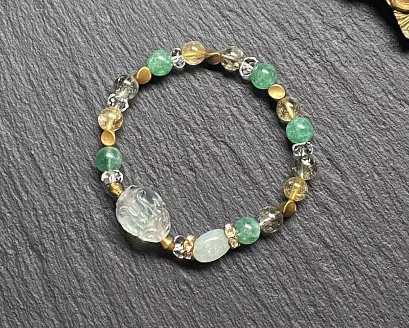 金髮晶 碧璽綠髮晶 綠草莓晶 白水晶 天河石漸層螢石龍龜黃銅手鍊
