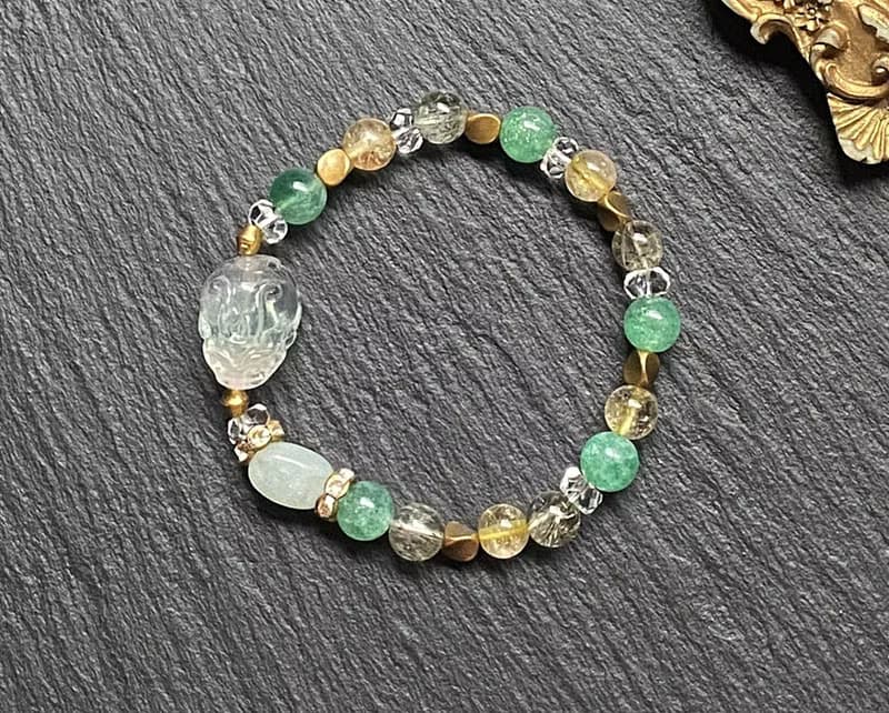 金髮晶 碧璽綠髮晶 綠草莓晶 白水晶 天河石漸層螢石龍龜黃銅手鍊
