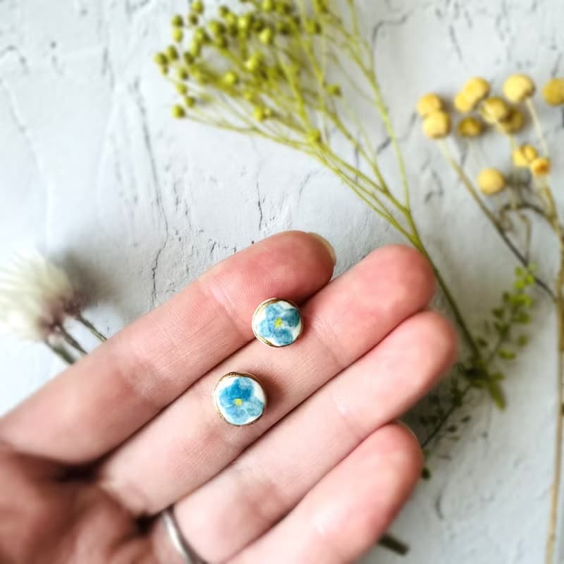 紫陽花 金継ぎ ライン 陶器 ピアス イヤリング ノンホールピアス あじさい 小ぶり 小さい シンプル ブルー 青 水色 ゴールド 金 やきもの アジサイ 6月