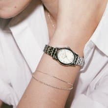 【Ven & Qu】Gem 銀珠白手錶 – 23×27 mm 不鏽鋼錶殼