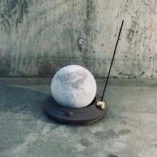 MUDLAB 星際月球水泥擴香座 / 線香座