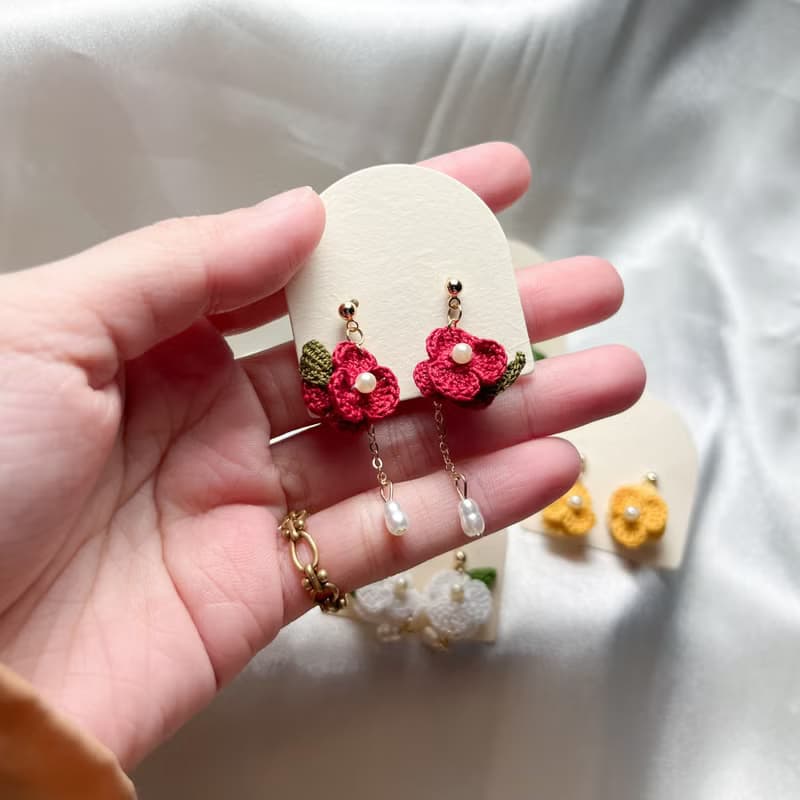 【原創手作】希望の緋紅 耳環 耳針 耳夾 立體 鉤針 微鉤 花朵 花