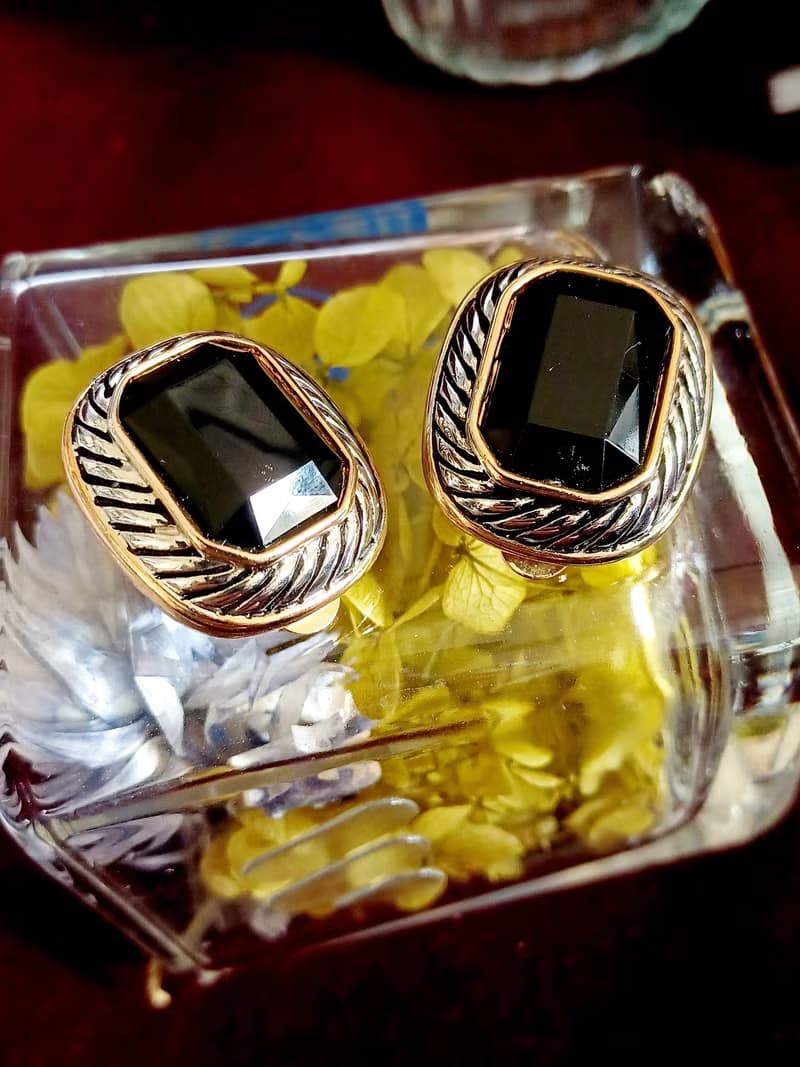 vintage jewelry  華麗貴氣立體黑石 夾式耳環