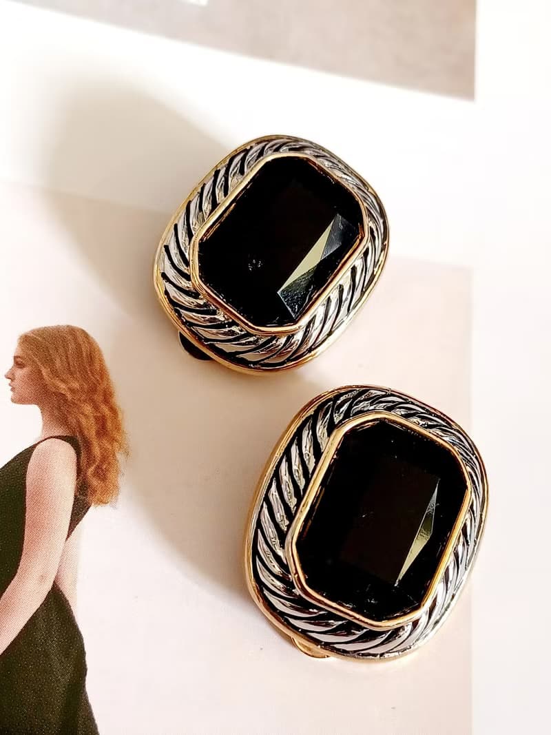 vintage jewelry  華麗貴氣立體黑石 夾式耳環