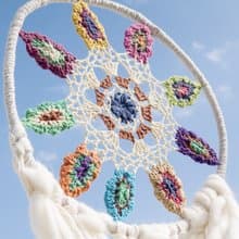 情人節禮物 母親節禮物 生日禮物 民族風 boho 手工編織棉麻彩虹色捕夢網吊飾dream Cather / 手工蕾絲捕夢網- 花朵蕾絲羊毛氈彩虹色系30cm 