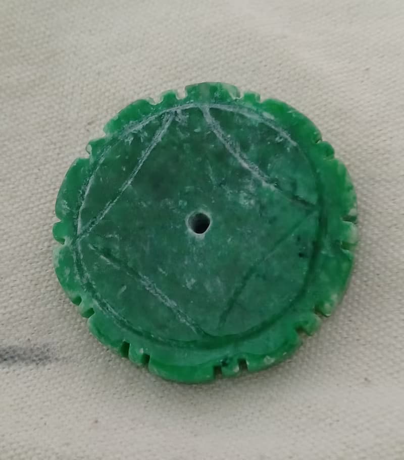 圓形蔥花青翡翠玉吊咀