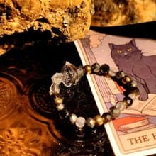 靈曜之心 | 赫基蒙閃靈鑽 | 油膽閃靈 | 金曜石 | 黃銅礦 |