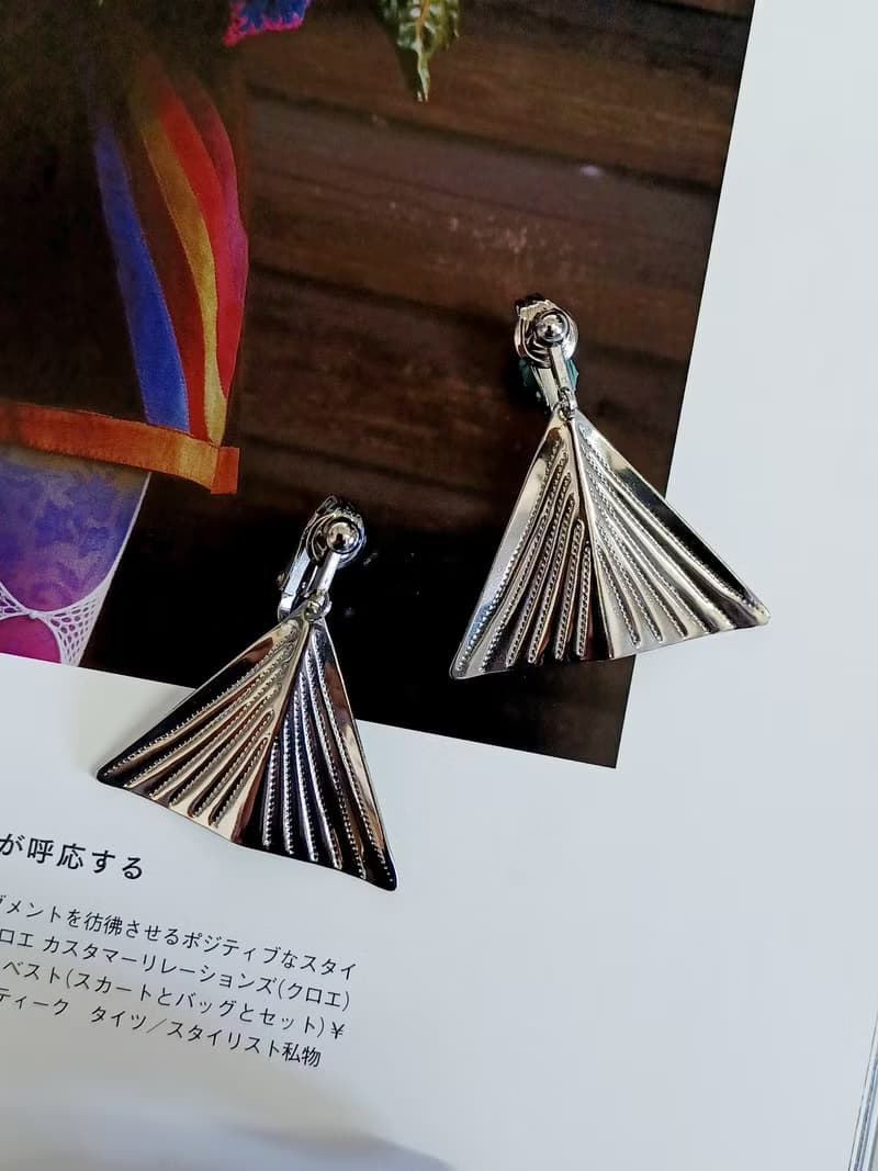 vintage jewelry  古典金屬垂墜魚尾 夾式耳環