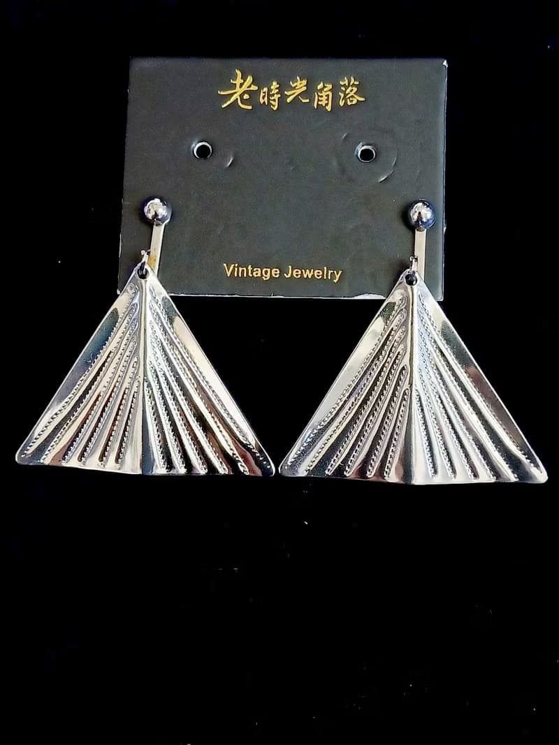 vintage jewelry  古典金屬垂墜魚尾 夾式耳環