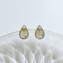 水滴。黃水晶 鋼針 手作 貼耳耳環 抗敏耳針 小耳環婚禮飾品 招財