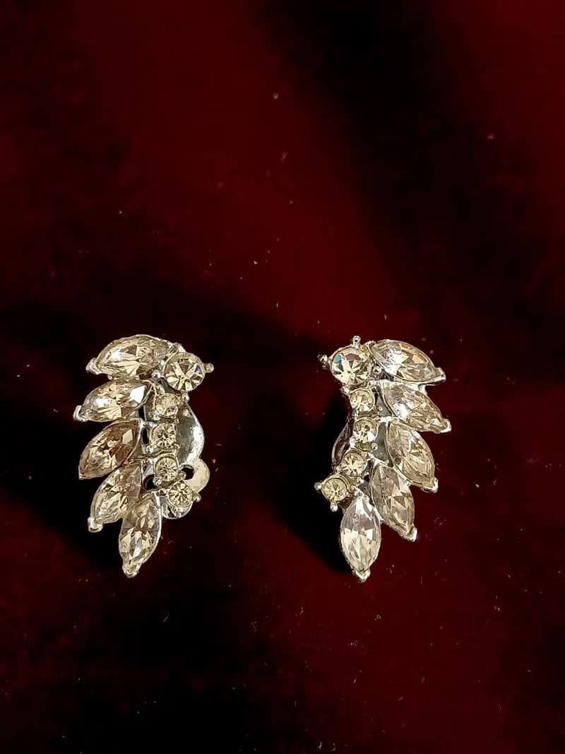vintage jewelry  典雅葉形萊茵鑽 夾式耳環