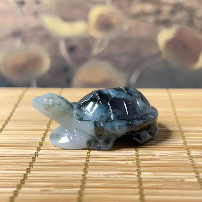 【吉祥‧長壽】飄花翡翠烏龜 | 天然緬甸A貨翡翠 | 送禮