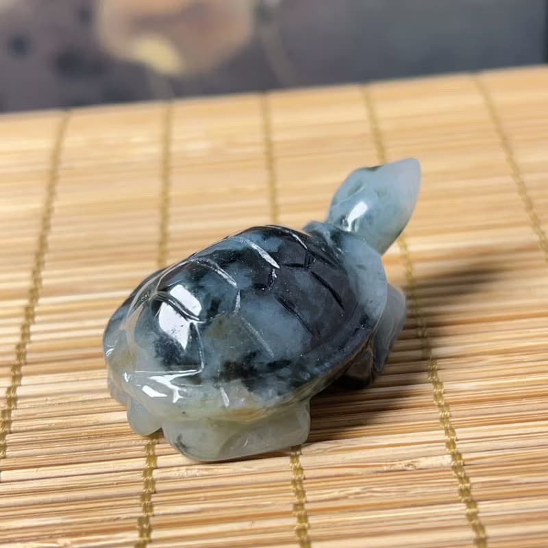 【吉祥‧長壽】飄花翡翠烏龜 | 天然緬甸A貨翡翠 | 送禮