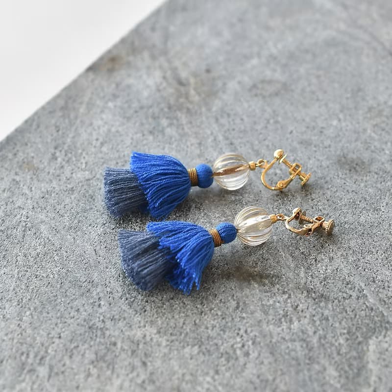 イヤリング/Double tassel earrings /Hydrangea blue