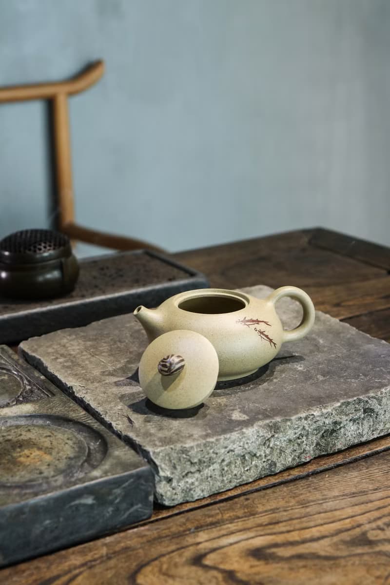 送禮紫砂壺茶壺雨花石 工艺师作品  段泥 300ml 14孔 潘云燕作品