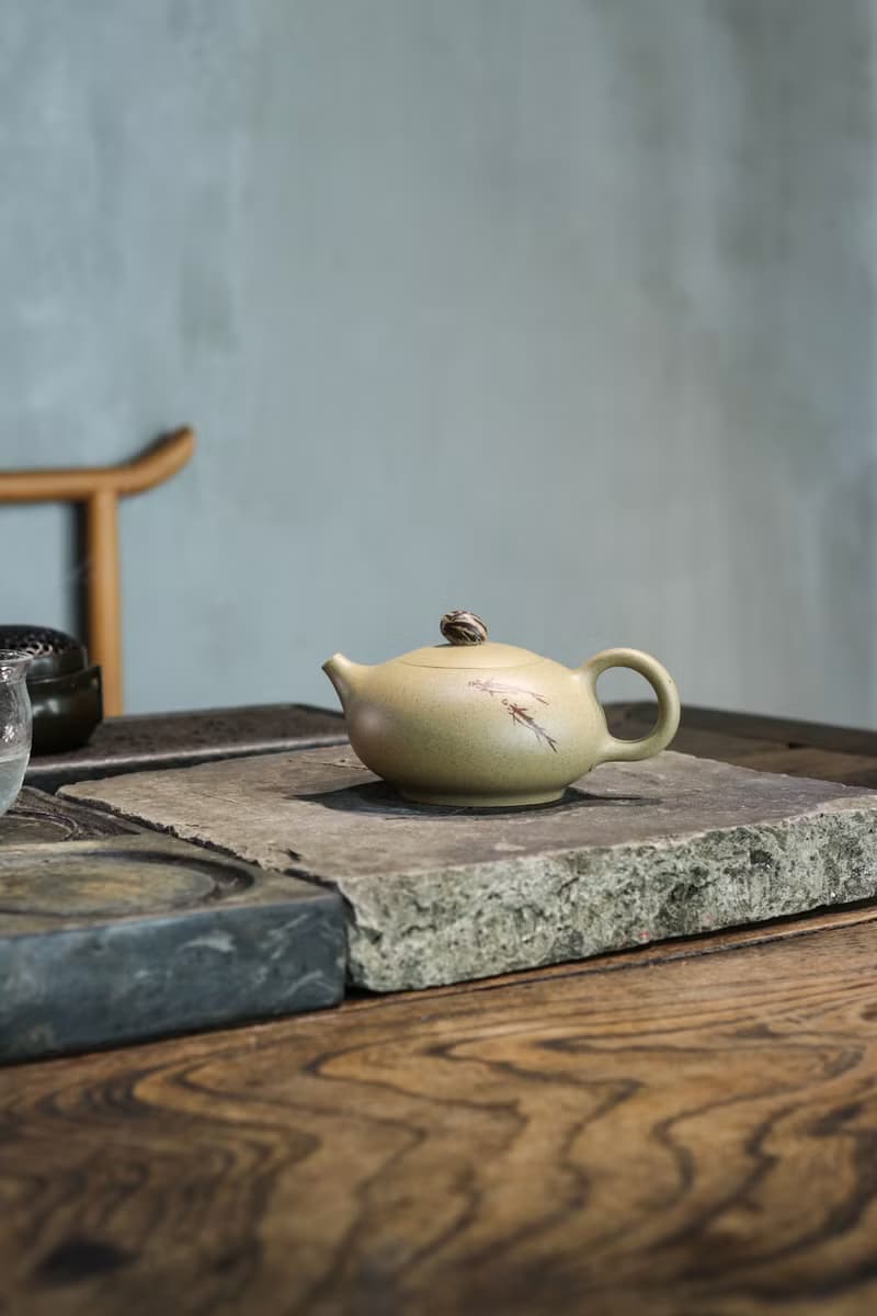 送禮紫砂壺茶壺雨花石 工艺师作品  段泥 300ml 14孔 潘云燕作品