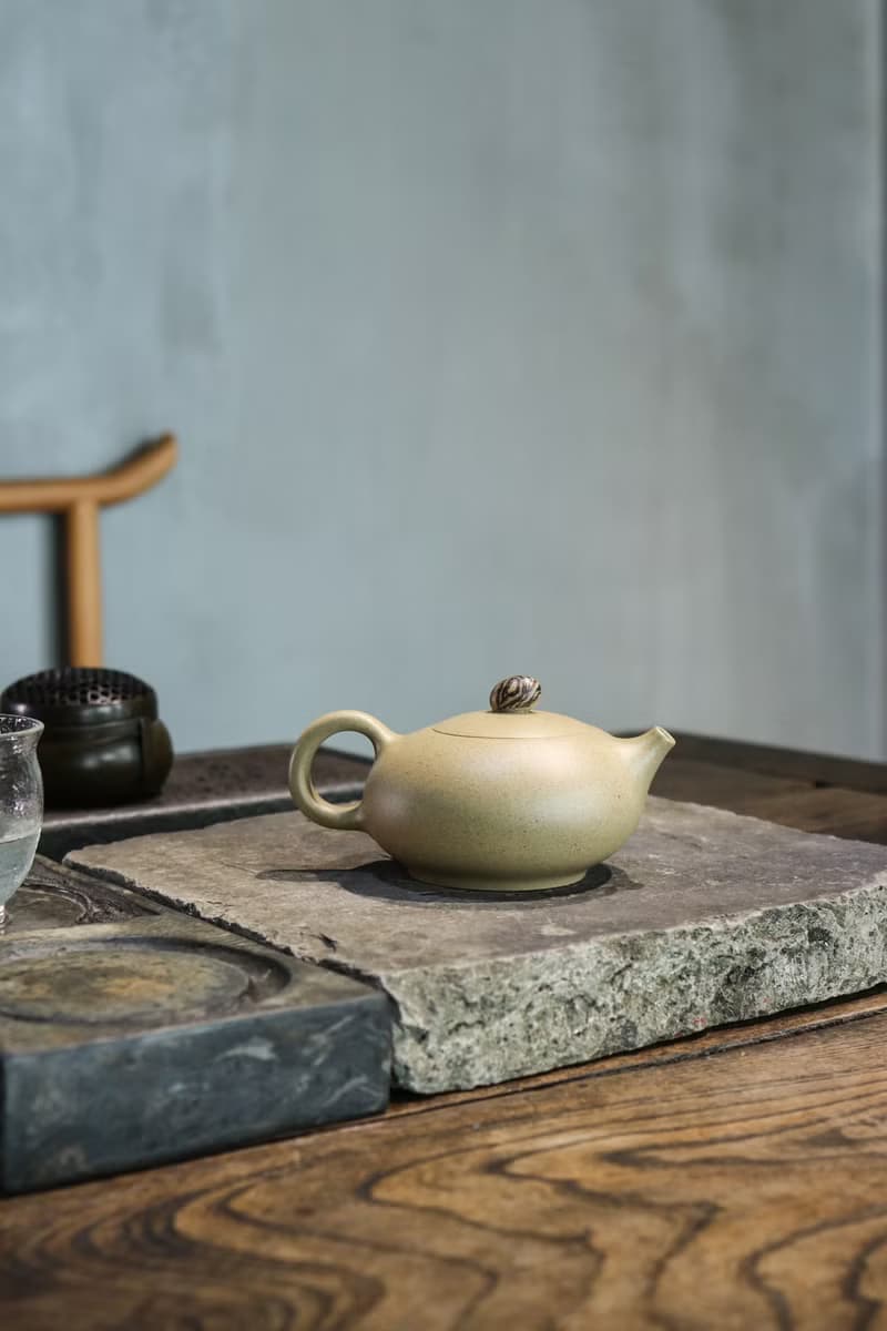 送禮紫砂壺茶壺雨花石 工艺师作品  段泥 300ml 14孔 潘云燕作品