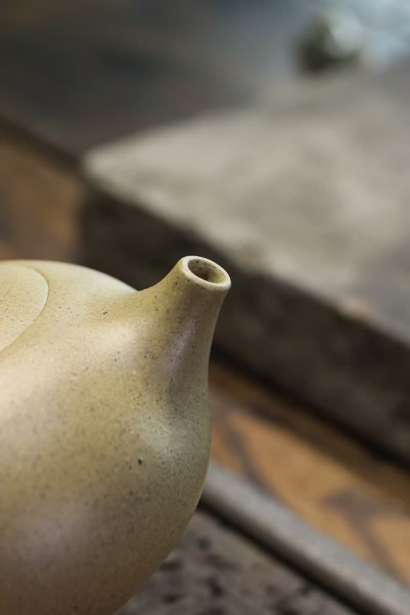 送禮紫砂壺茶壺雨花石 工艺师作品  段泥 300ml 14孔 潘云燕作品