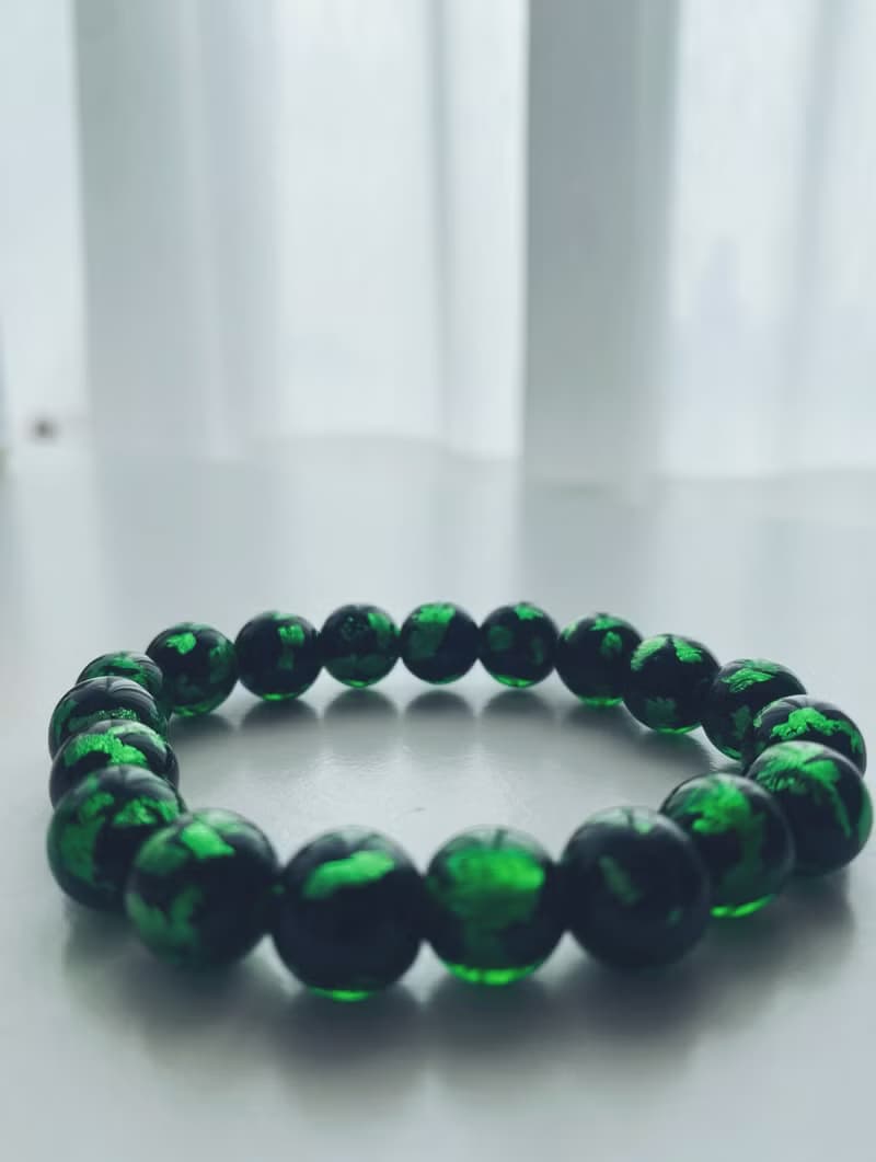 【琉璃系列】10MM油綠琉璃珠手鍊