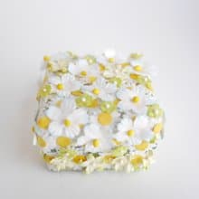 Paper flower, mulberry paper boxes, paper flowers, size 5x5x3 cm. green color