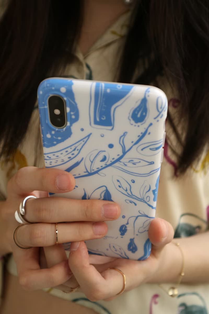 琉璃苣 寶石藍花朵插畫 手機保護套 iPhone 全包軟殼