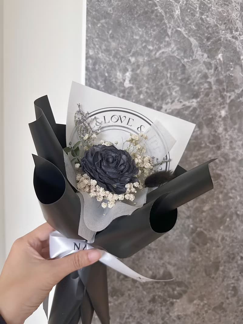 妮婭設計|快速出貨 單朵質感索拉小花束