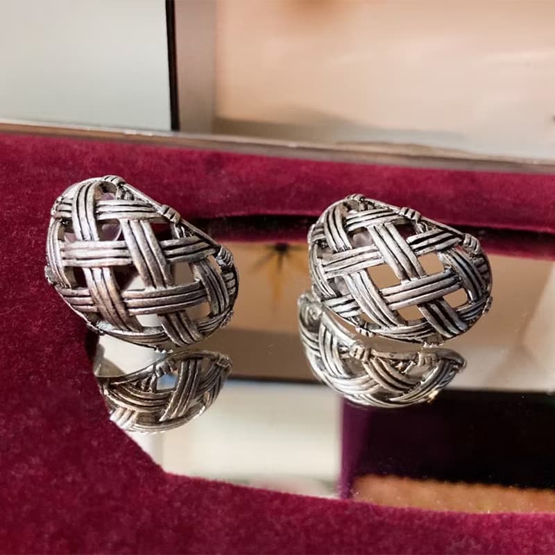 【西洋古董飾品】 美國帶回 藤編質感 復古 銀 耳環 耳針 飾品