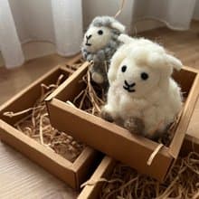 100% Wool 羊毛氈捲捲綿羊_灰 白 _公平貿易