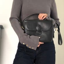 【 日本直送　名牌中古包 】Yves Saint Laurent イヴ・サンローラン ショルダーバッグ ブラック YSL レザー vintage 2c23th