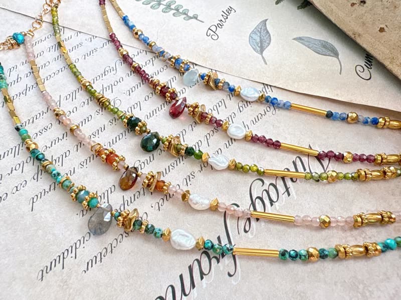 遊牧花園-紅石榴石細手鍊