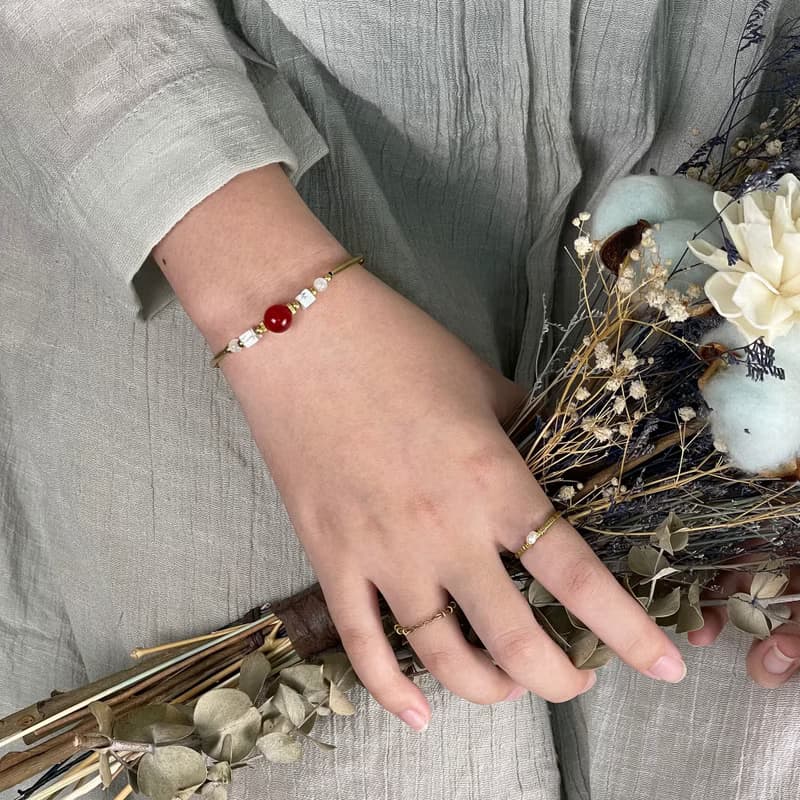 老林雜貨 | 天然石黃銅手鍊 白松石/紅瑪腦/月光石