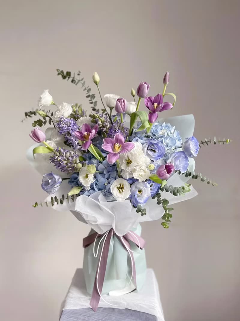 【鮮花】藍紫色鬱金香繡球鮮花花束