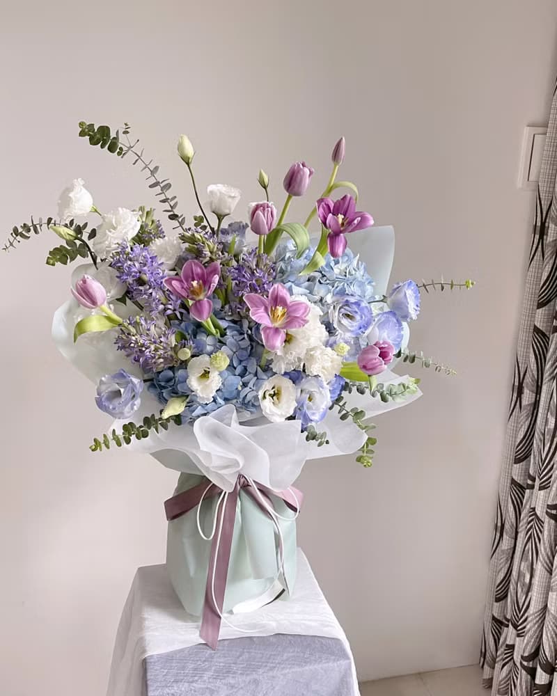 【鮮花】藍紫色鬱金香繡球鮮花花束