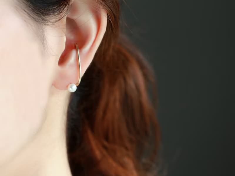 14kgf-straight line ear cuff