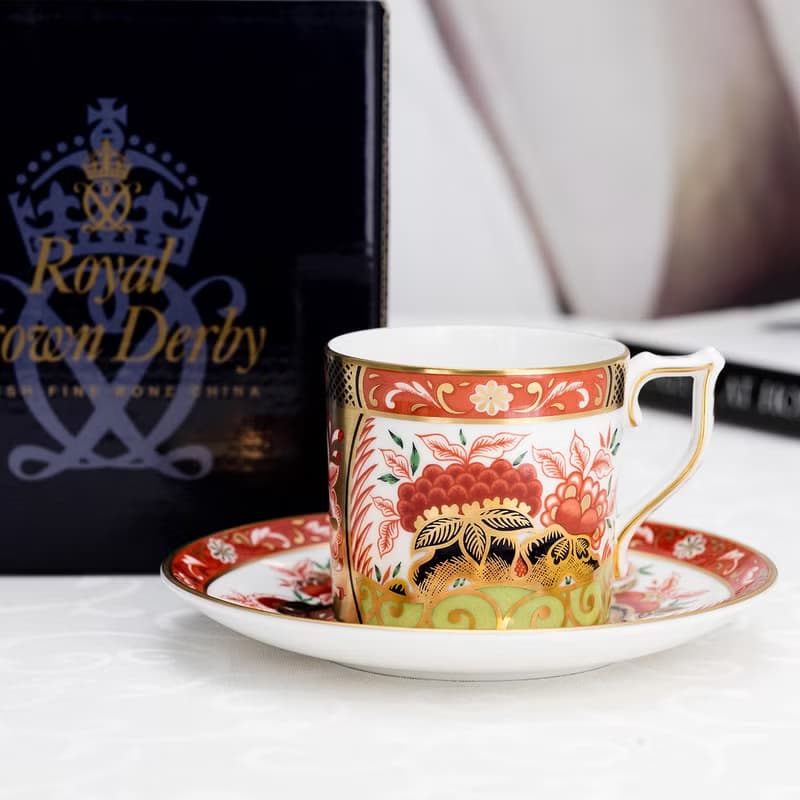 Royal Crown Derby 1999伊萬里金牡丹 骨瓷咖啡杯盤組