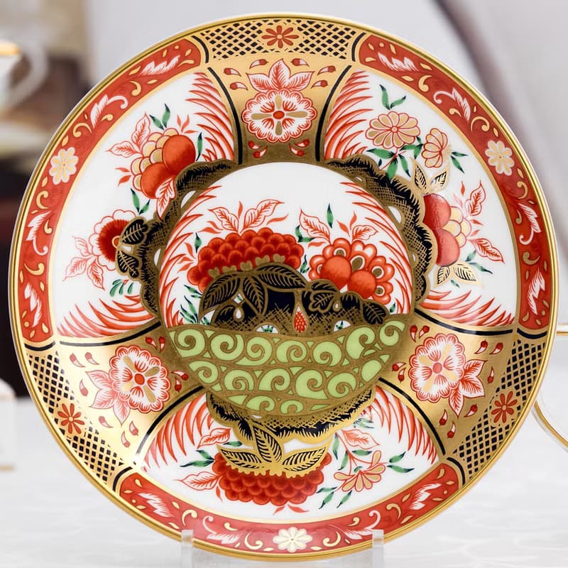 Royal Crown Derby 1999伊萬里金牡丹 骨瓷咖啡杯盤組