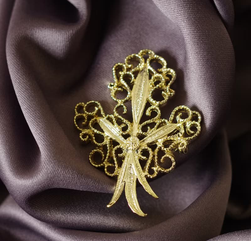 古董Vintage 金色蕾絲花束別針胸針  B1094 GERRYS