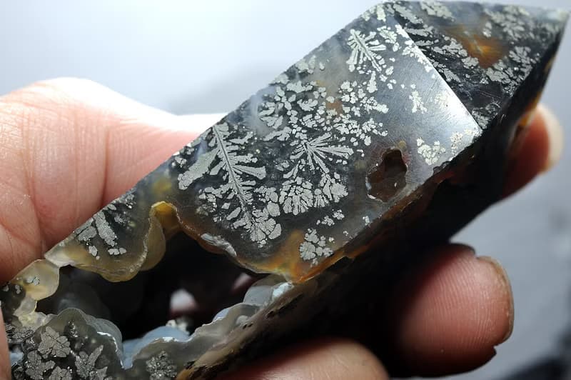 黃鐵礦瑪瑙共生柱 水晶 靈修 招財 破煞 防小人a1