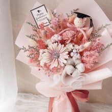 二代畢業花束-活力粉 /學士帽/蝴蝶結